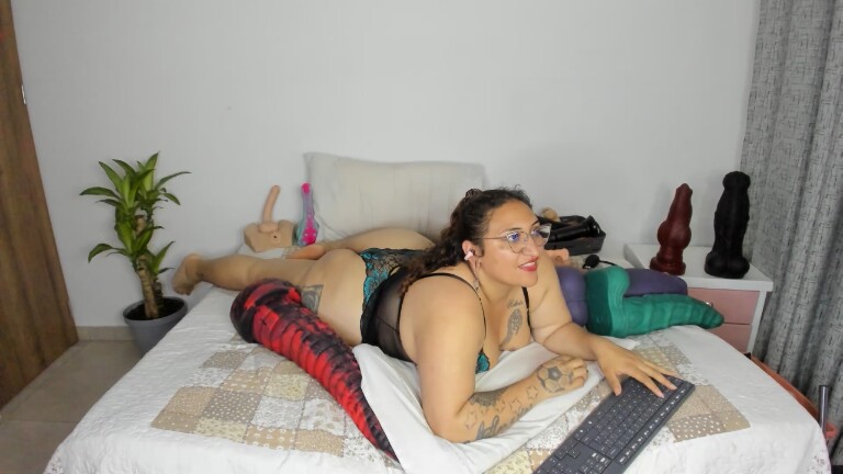 Sweet_X's Streamate show and profile