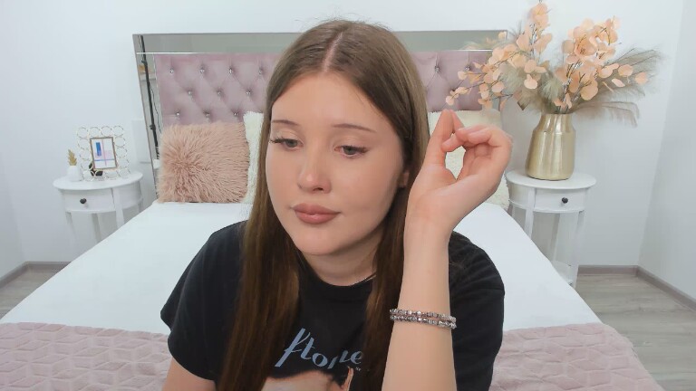 LollaDolla's Streamate show and profile