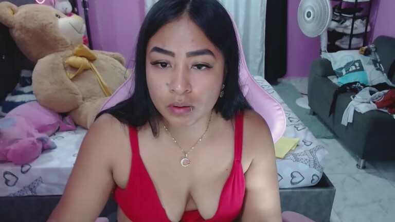 sofiaxxDreams's Streamate show and profile