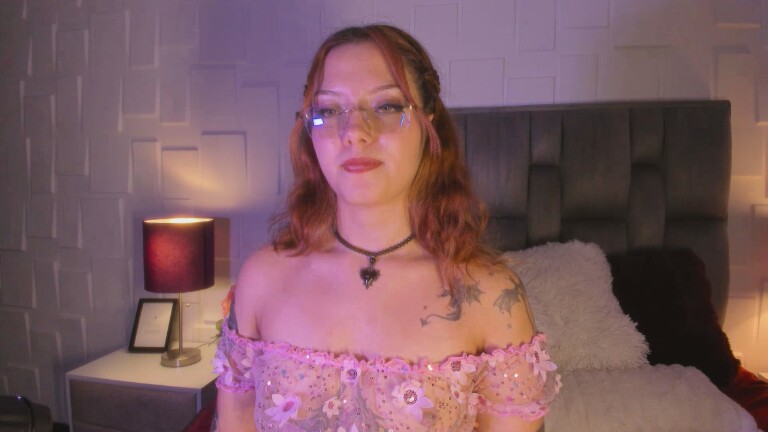 EmmaThomzon's Streamate show and profile