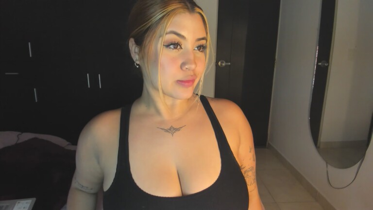ValenTaylor's Streamate show and profile