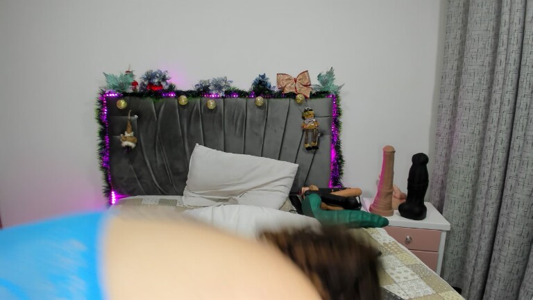 Sweet_X's Streamate show and profile