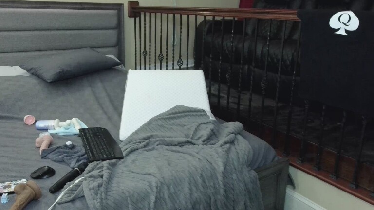 lucy_aura's Streamate show and profile