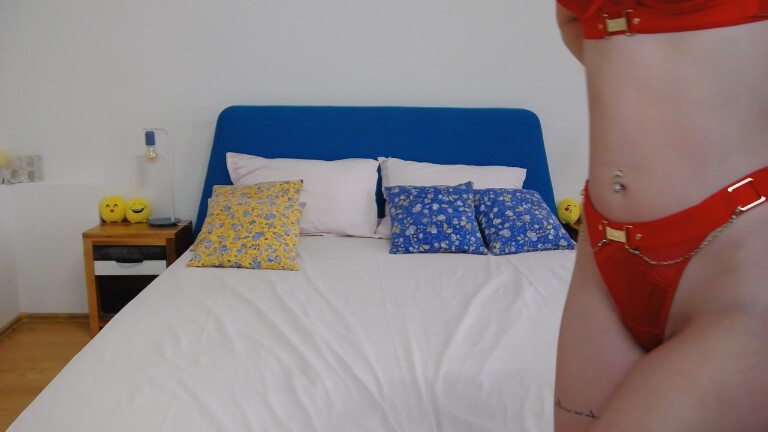 MEGAANH's Streamate show and profile