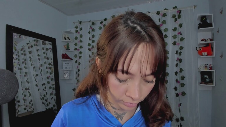 CuteAzumi's Streamate show and profile