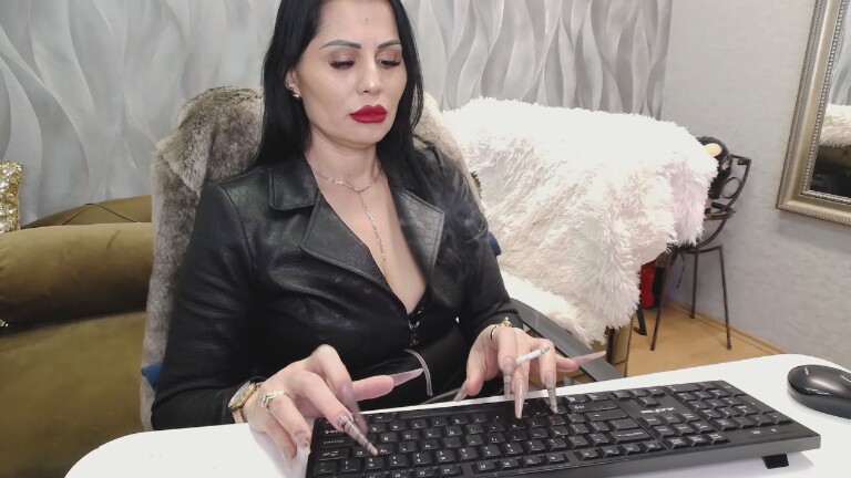 SaraPoison's Streamate show and profile