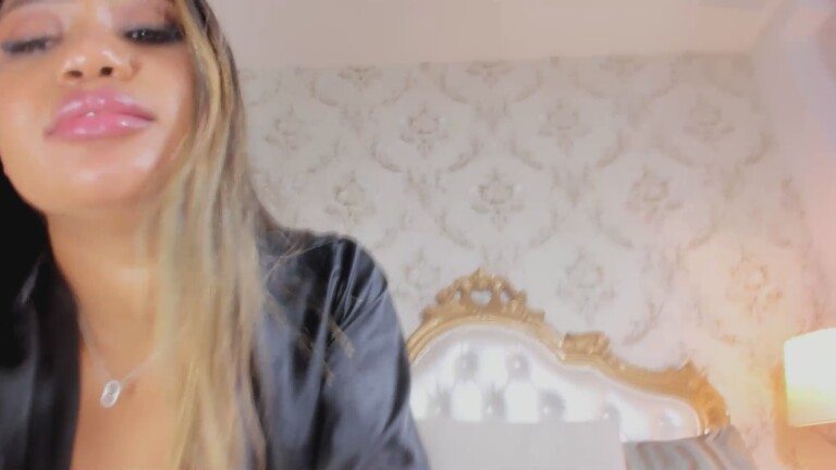 IssySosa's Streamate show and profile