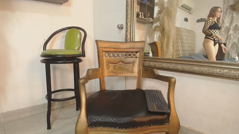 NinaFerreri's Streamate show and profile