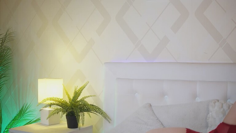 JadeHasy's Streamate show and profile