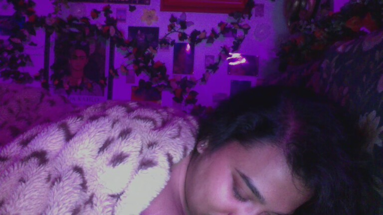 Munnie's Streamate show and profile