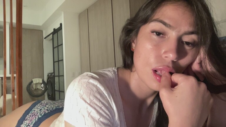 Bellasmmith's Streamate show and profile