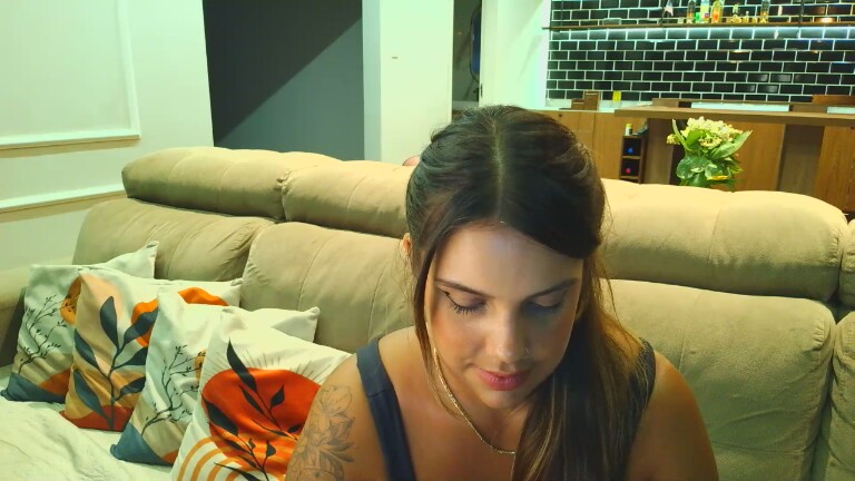 Laraizabelle's Streamate show and profile