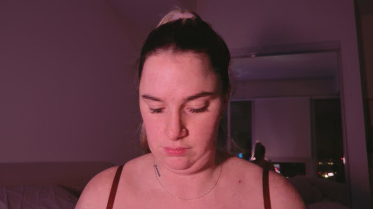 callmekhloe's Streamate show and profile