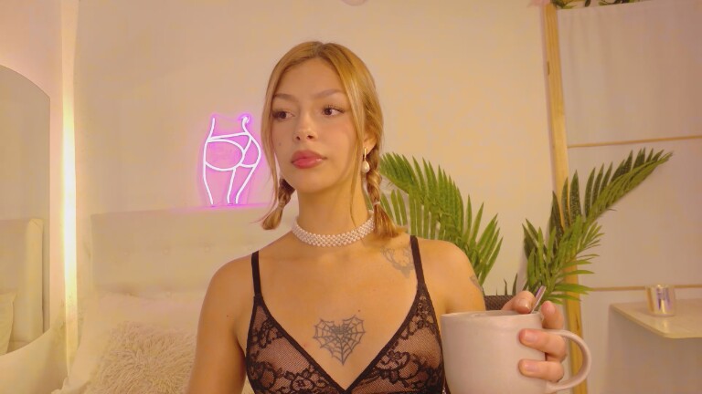 AmeAlcaraz's Streamate show and profile