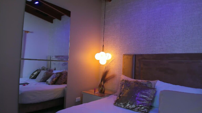 GabyMontclaiir's Streamate show and profile