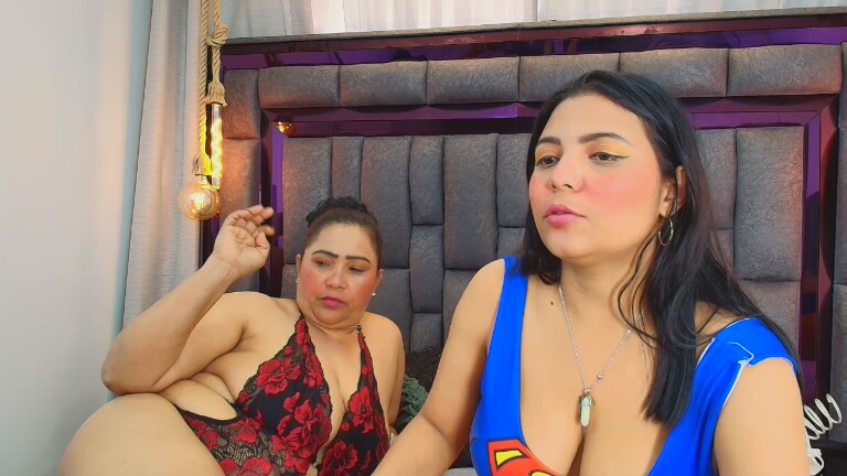 KarinaMendoza's Streamate show and profile