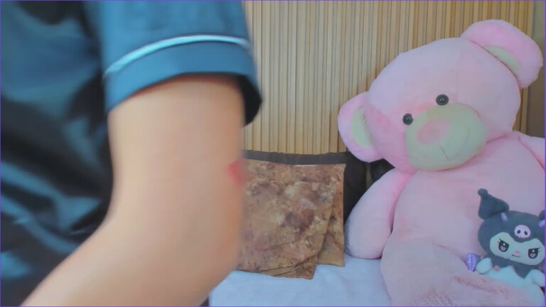 HemmaThompsonn's Streamate show and profile