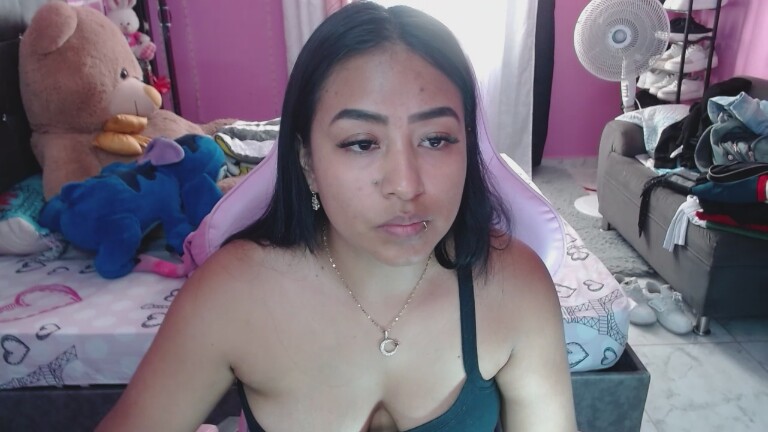 sofiaxxDreams's Streamate show and profile