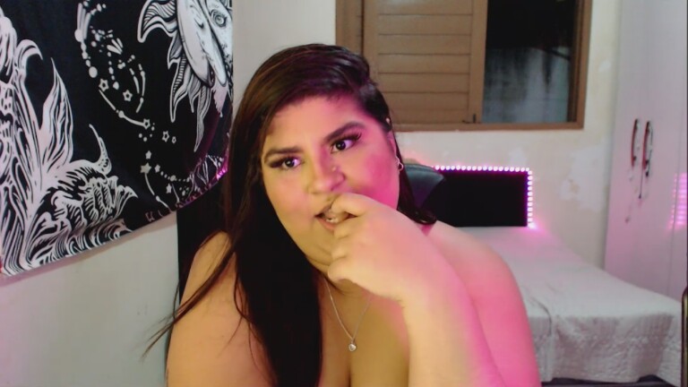 Yasmini's Streamate show and profile