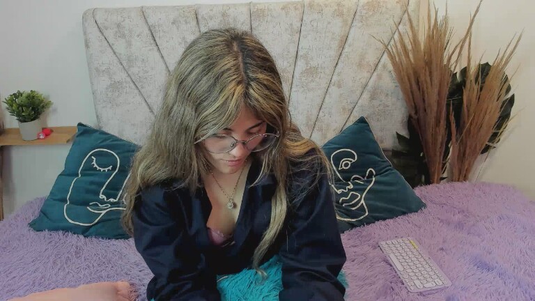 IamAbbi's Streamate show and profile