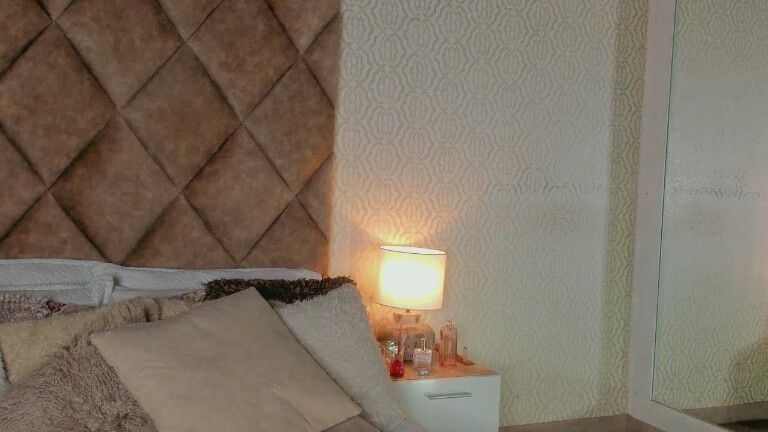 AmberLewiis's Streamate show and profile