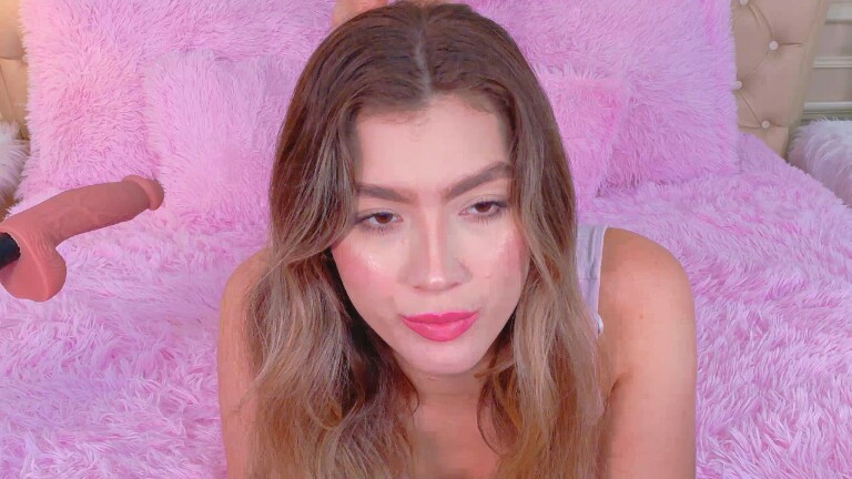 LauraFord's Streamate show and profile